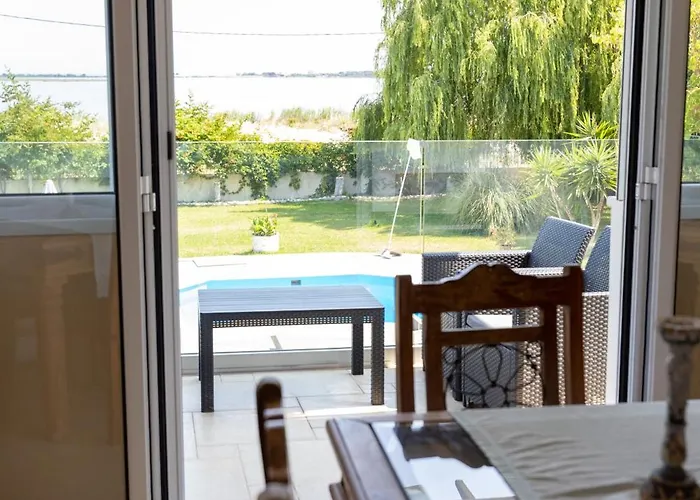 Gyra Villas فيلة Lefkáda