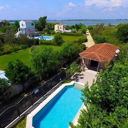 Villa Adonis With Private Pool By Lefkadastay