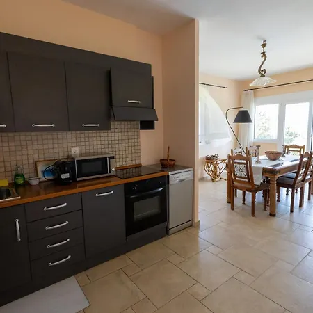 Gyra Villas - Villa Adonis With Private Pool Vilă *