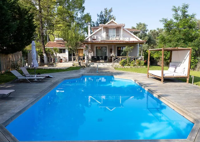Gyra Villas